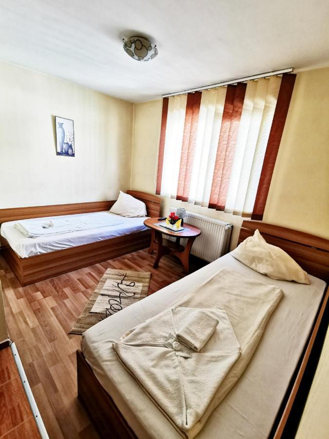 International Recola Motel Banesti Exterior photo