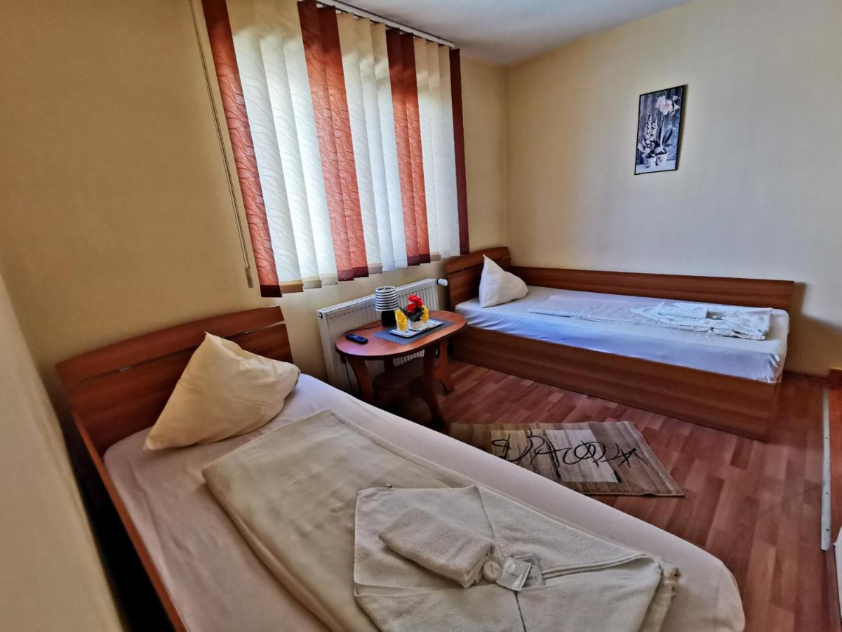 International Recola Motel Banesti Exterior photo